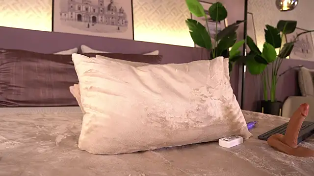 ElleDiane's cam snapshot