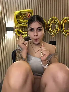 Sarasanders_4's cam snapshot