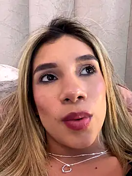 NicoleArmani's cam snapshot