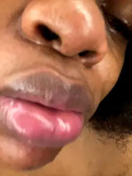 Boneca25 live sex cam