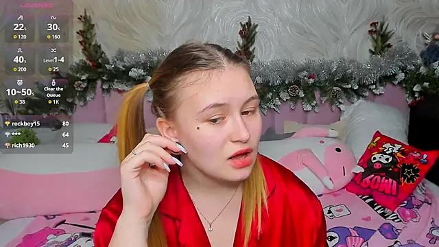 MilanaXHoney's cam snapshot