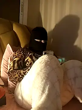 LONA-_-'s cam snapshot