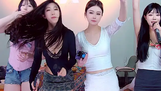 LC_888's cam snapshot