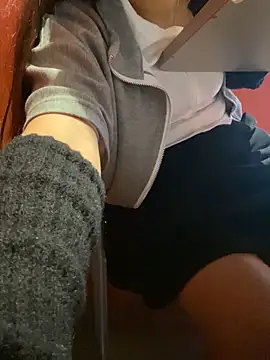 Sunflower_2368sayhi's cam snapshot