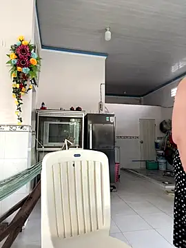 Alinat_'s cam snapshot