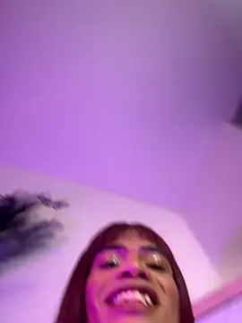 Katy_bratz_ live sex cam