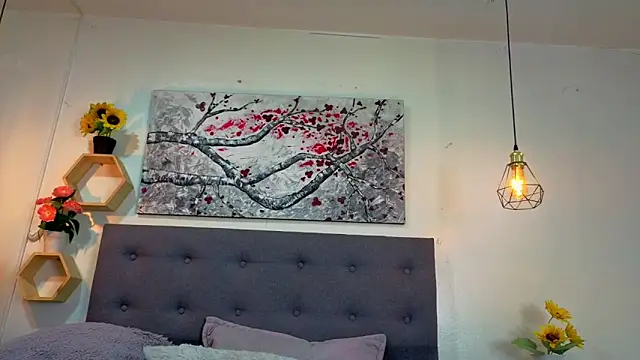 _lara1's cam snapshot