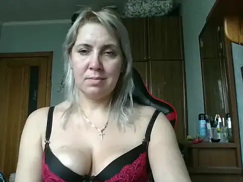 IrinaB1 live sex cam