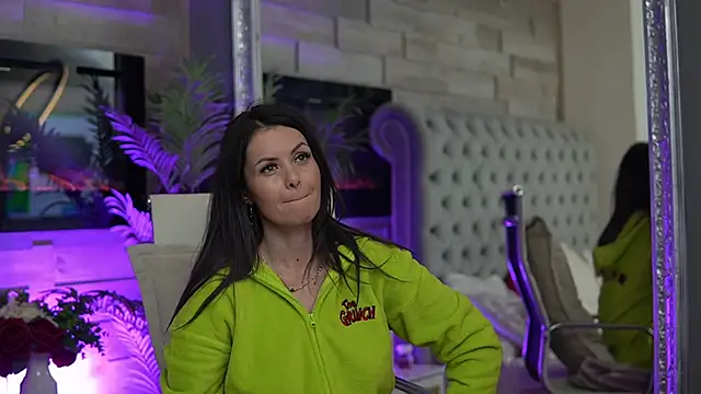 SeductiveMom live sex cam