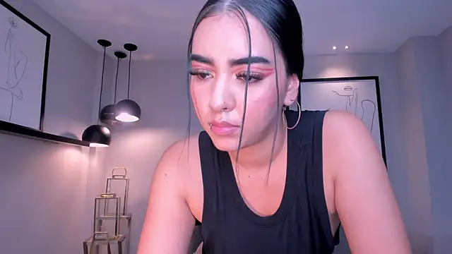 SophieLanne live sex cam