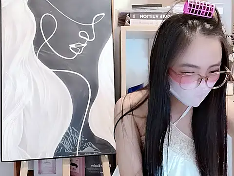 Lush-Office's cam snapshot