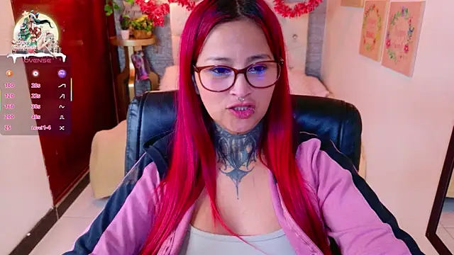 meghan_nill's cam snapshot