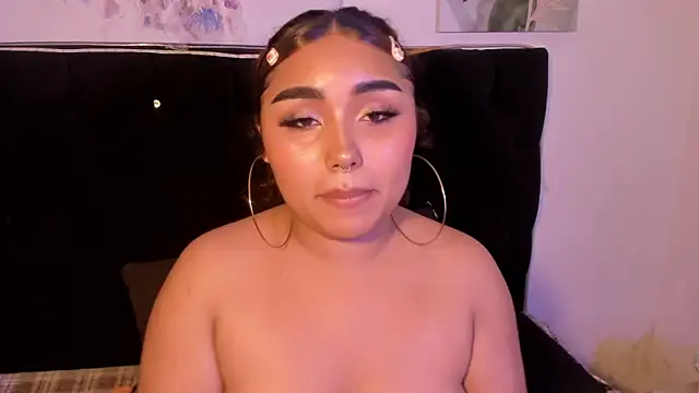 Honeyyy_Brown's cam snapshot