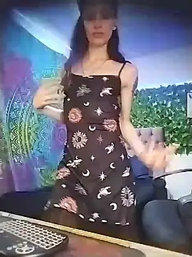 Ishtar_Shakti live sex cam