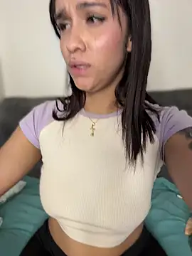 Isabella-Teen's cam snapshot