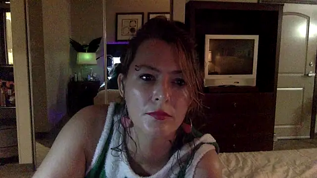 whitecream88's cam snapshot