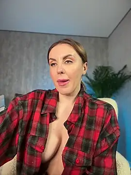 MilfNextDoor20 live sex cam