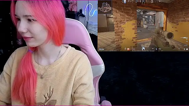 Maya_Viola's cam snapshot