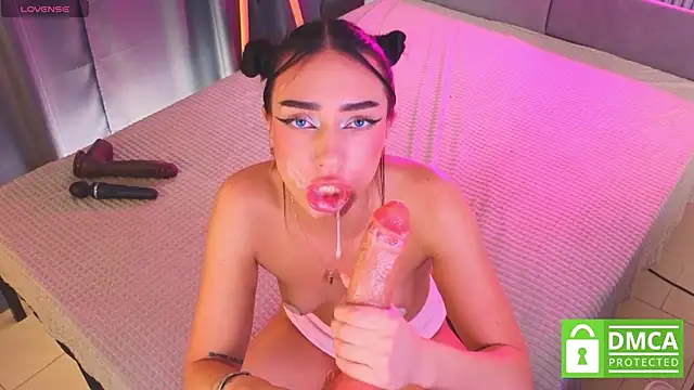 aGaGatha's cam snapshot