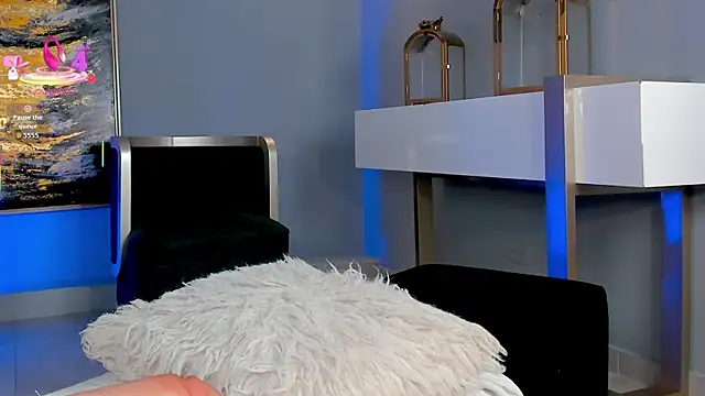 MadelineFox's cam snapshot