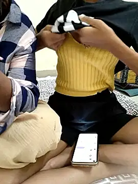 Lesbians_NO1 live sex cam