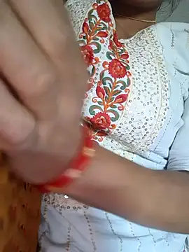 LOVELYKAJALBHABHI's cam snapshot