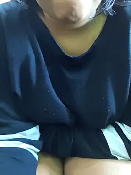 Ananya_34's cam snapshot