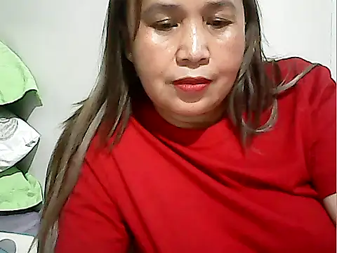 Lhadycarolyn live sex cam