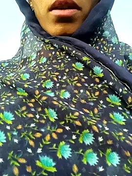 Juhi_chawla's cam snapshot