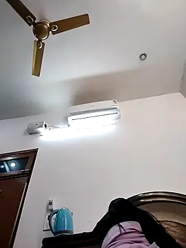 Cute-Janvi20's cam snapshot