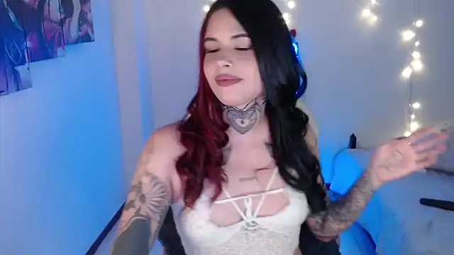 Maddy_Vicius19's cam snapshot