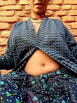 Juhi_chawla's cam snapshot