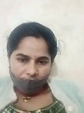 JULEE-740's cam snapshot