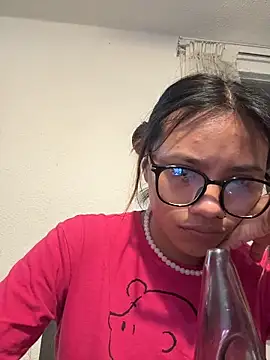 Mia-miauuuuu's cam snapshot