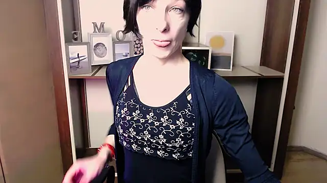 _AngeliaFlow_ live sex cam