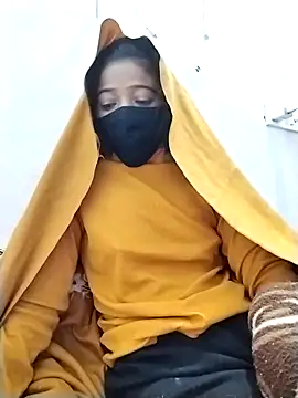 Cute-Naavya's cam snapshot