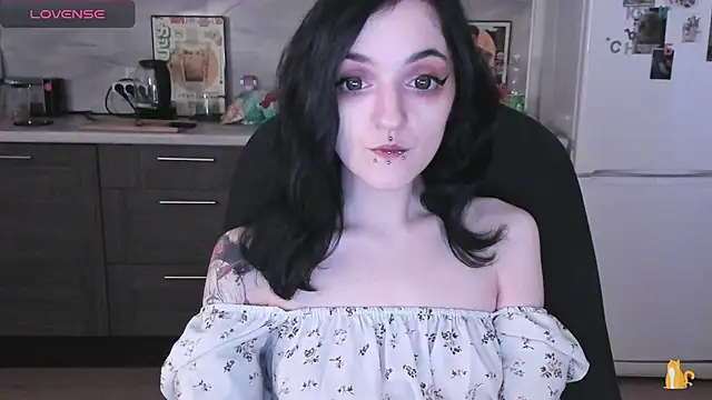 linaa__tyaan's cam snapshot