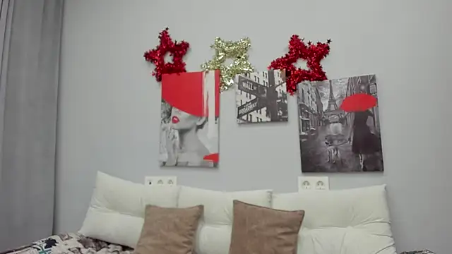 Tiny_JuJu's cam snapshot