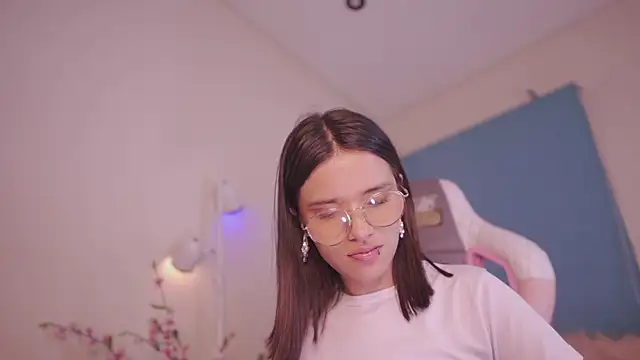 Lana_Dreams_'s cam snapshot