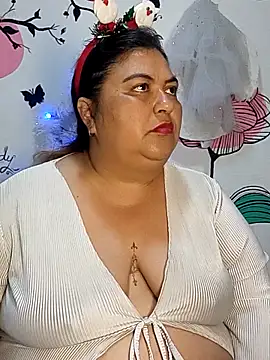 curvy_diva_'s cam snapshot