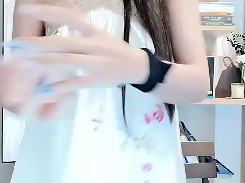 Lush-Office's cam snapshot