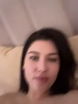 KikiWatson live sex cam