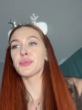 LittleFox___'s cam snapshot