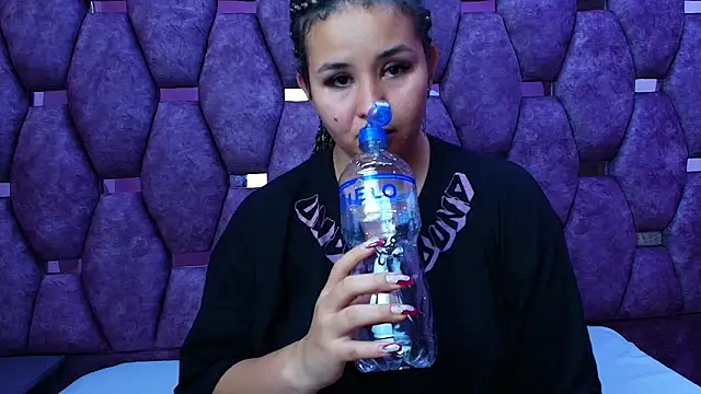 AlaSmith's cam snapshot