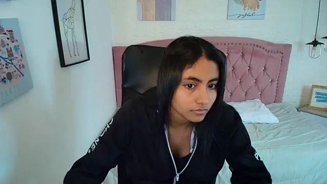 shaneelle's cam snapshot