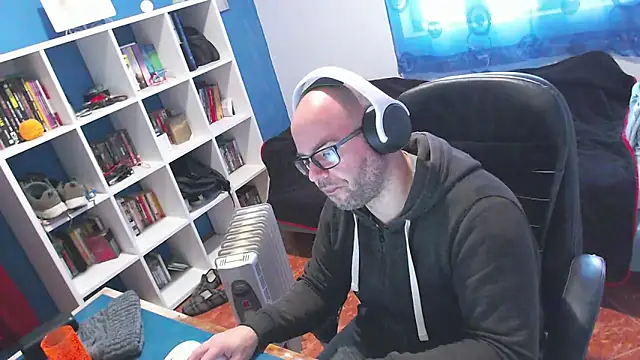 ravingr4d4's cam snapshot