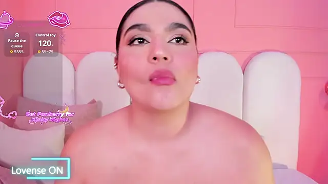 eva_sainnt's cam snapshot