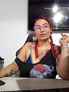 rojita-rojita's cam snapshot