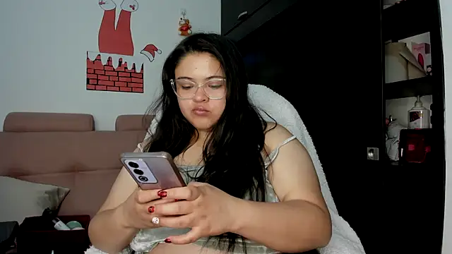 lizzie_c's cam snapshot