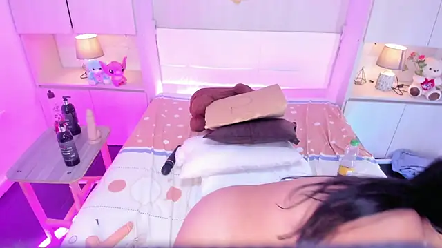 LilyWhitney's cam snapshot